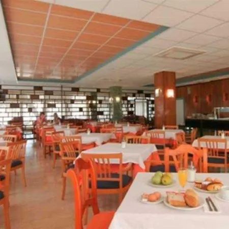 Azuline S'anfora & Fleming (adults Only) 2*