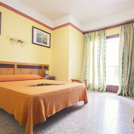 Azuline S'anfora & Fleming (adults Only)
